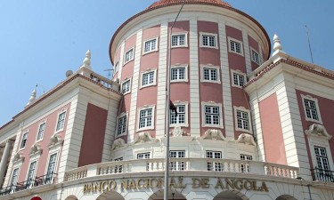 BNA reduz oferta de divisas