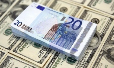 Lucros de cinco bancos privados crescem 64%