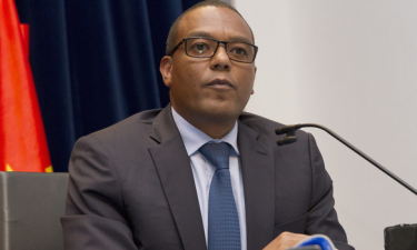 Apresentada nova família de notas de kwanza