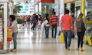 Economia brasileira cresce 0,6% 