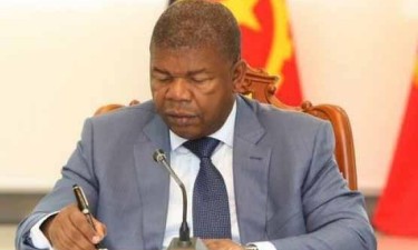 PR exonera ministro do Comércio