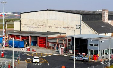 Aeroportos transformados em morgues
