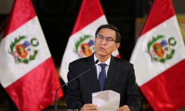 Parlamento destitui Presidente da República