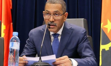 Angola investe cerca de 7 milhões USD em ponte-cais 