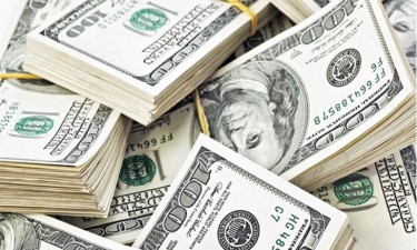 Congresso acorda apoios à economia de 900 mil milhões USD 