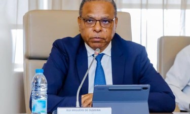 Ministro da Indústria e Comércio admite desafios mas acredita no sucesso de Angola na ZCLCA