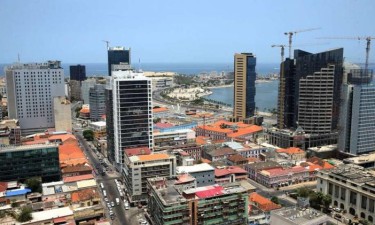 Cabinda destaca-se isolada como a região mais inflacionista