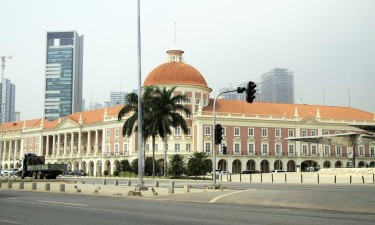 BNA corta taxa directora para 15,75% 