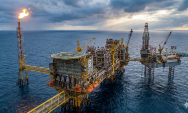 Preço do petróleo sobe mais 4% para 79 dólares  