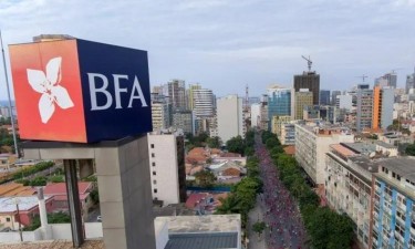 Acções do BFA e Standard Bank caem na BODIVA 