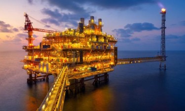Brent sobe 1,51% e negoceia acima dos 111 dólares por barril