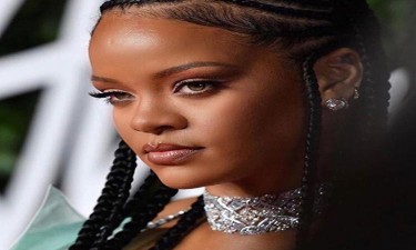 Rihanna, a multimilionária que não esquece a origem pobre