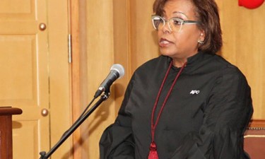 Ana Paula Godinho alerta para risco iminente de ditadura no judiciário angolano 