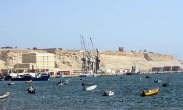 Novo porto comercial do Porto Amboim estagnado no papel