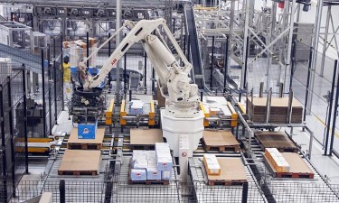 Diminuição da actividade extractiva deixa cair produção industrial  Diminuição da actividade extractiva deixa cair produção industrial