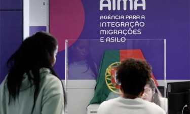 Imigrantes em Portugal vão ter de esperar dois anos para reunir família   Imigrantes em Portugal vão ter de esperar dois anos para reunir família