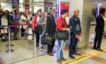 57,32% dos turistas que entraram em Angola foi por razão de serviço 57,32% dos turistas que entraram em Angola foi por razão de serviço