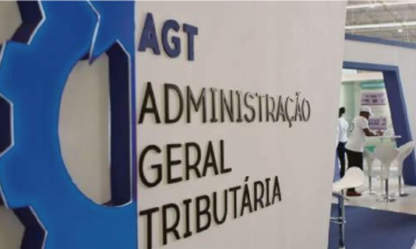 Empresas consideram prematura a obrigatoriedade de facturas electrónicas a partir de Janeiro Empresas consideram prematura a obrigatoriedade de facturas electrónicas a partir de Janeiro