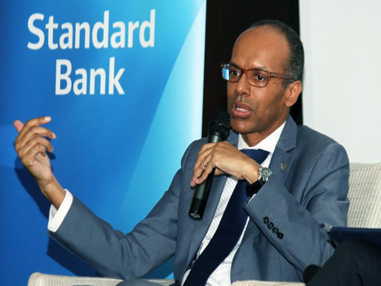 Standard Bank Angola ‘corrige’ Governo e coloca riqueza abaixo de zero