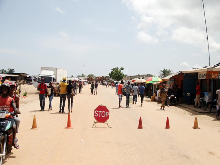 Angola está a negociar com países vizinhos isenção do comércio entre residentes