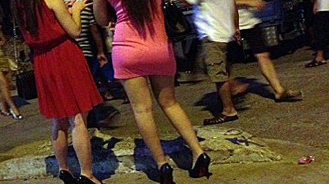 Chineses presos em operação contra a prostituição