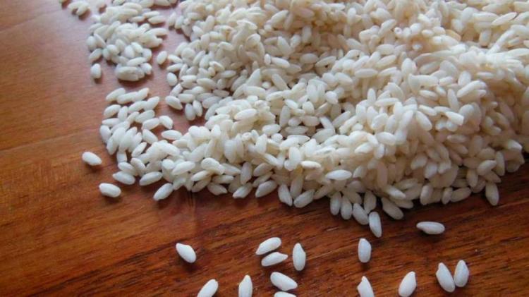 Angola gasta 26 milhões USD na importação de arroz
