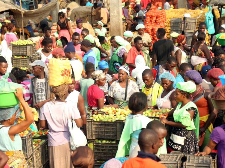 Start up revende produtos do mercado informal 