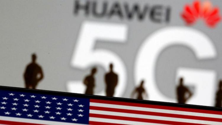 China ameaça retaliar restrições impostas pelos EUA à Huawei