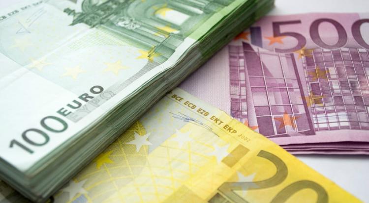 Remessas dos angolanos em Portugal caíram 12,45% para 2,32 milhões de euros