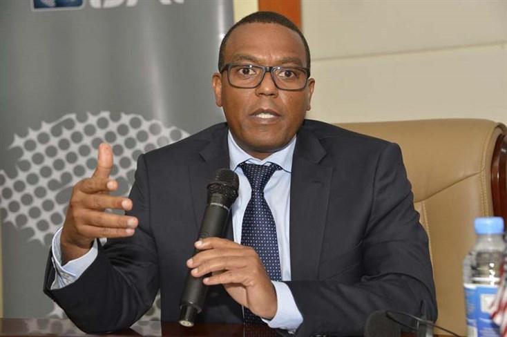 Bancos recusaram converter contratos em moeda estrangeira para kwanzas