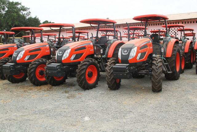 Governo financia a fundo perdido aquisição de 500 tractores