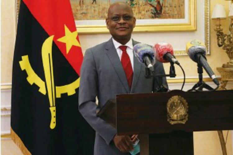 Presidente da CEEAC inicia visita a Angola
