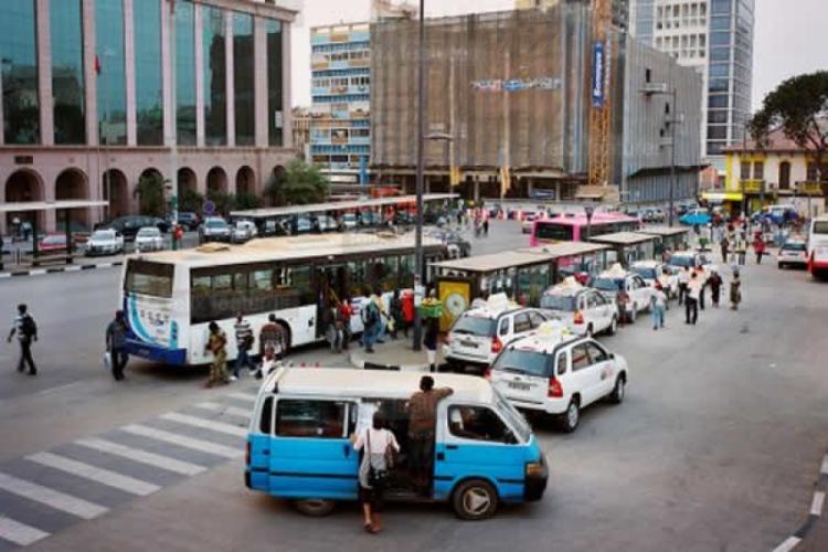 Transportes com perdas de 673,1 mil milhões AKZ