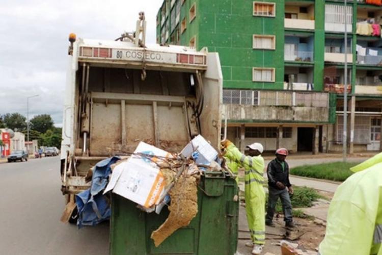 Dívida com empresas de lixo ascendiam a 246 mil milhões AKZ 