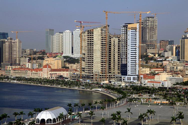 Angola entre os três países com mais dívida 