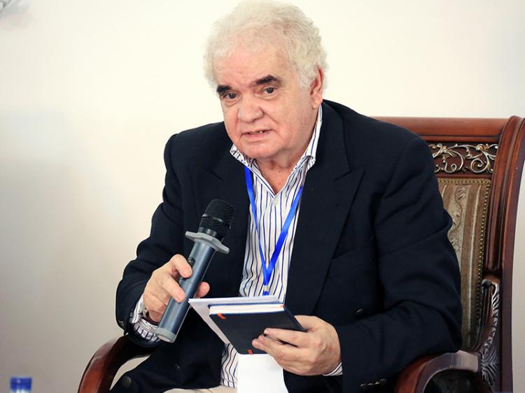Alves da Rocha, economista e director do CEIC