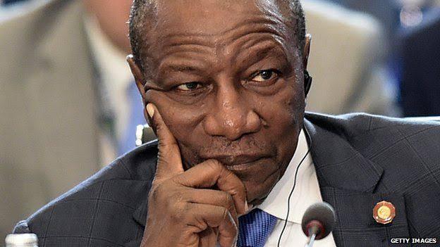 Forças especiais da Guiné-Conacri dizem ter detido Presidente