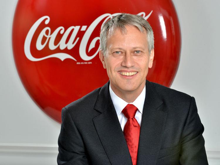 Coca-Cola tem a maior diferença salarial   entre CEOs e funcionários