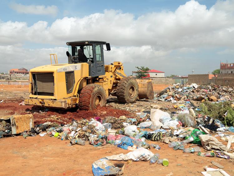 Lixo pode voltar  a ‘atormentar’ Luanda no segundo trimestre