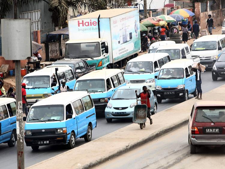 GPL cede a taxistas, diante de ameaças de nova paralisação