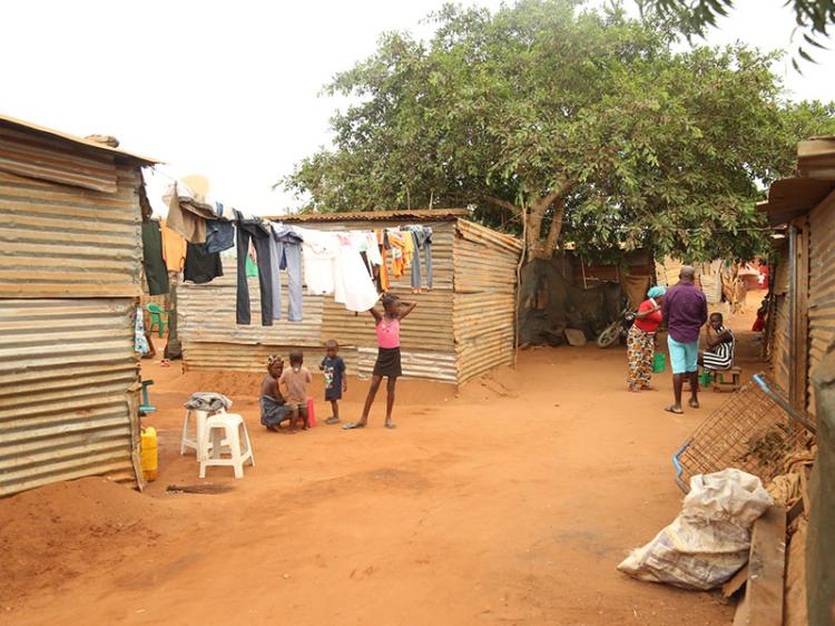 Mais de metade dos angolanos entra na linha da pobreza até ao fim do ano
