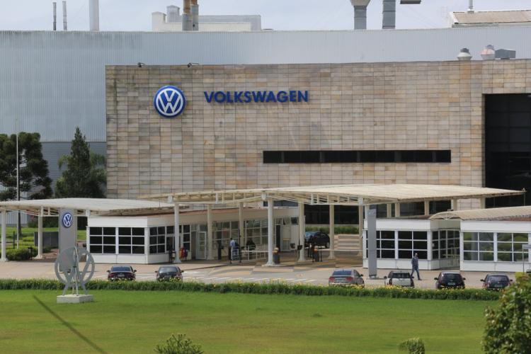 Volkswagen acusada de práticas esclavagistas durante a ditadura brasileira