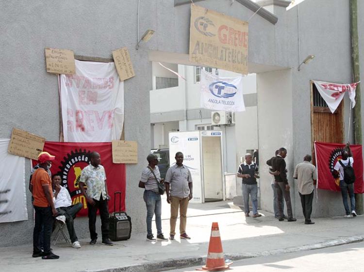 Ameaça de despedimentos não trava greve na Angola Telecom