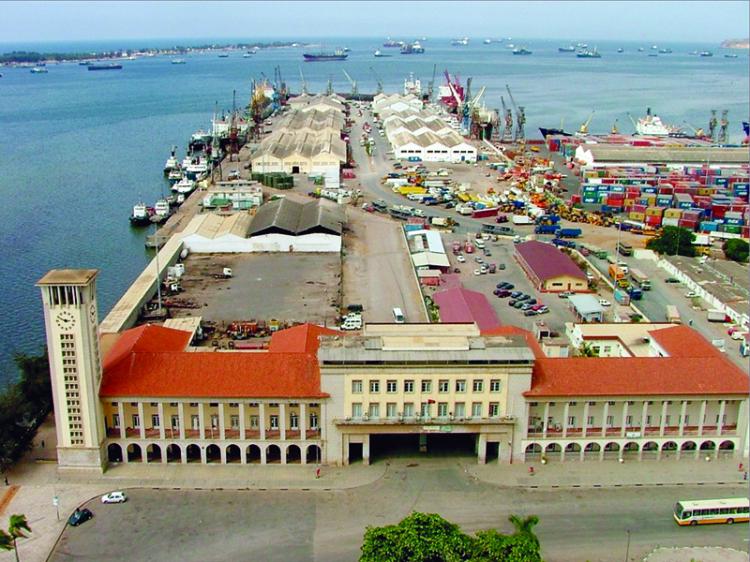 Porto de Luanda movimentou menos 15.223 contentores nos últimos sete meses