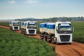 Entregues 20 camiões para escoamento de produtos  