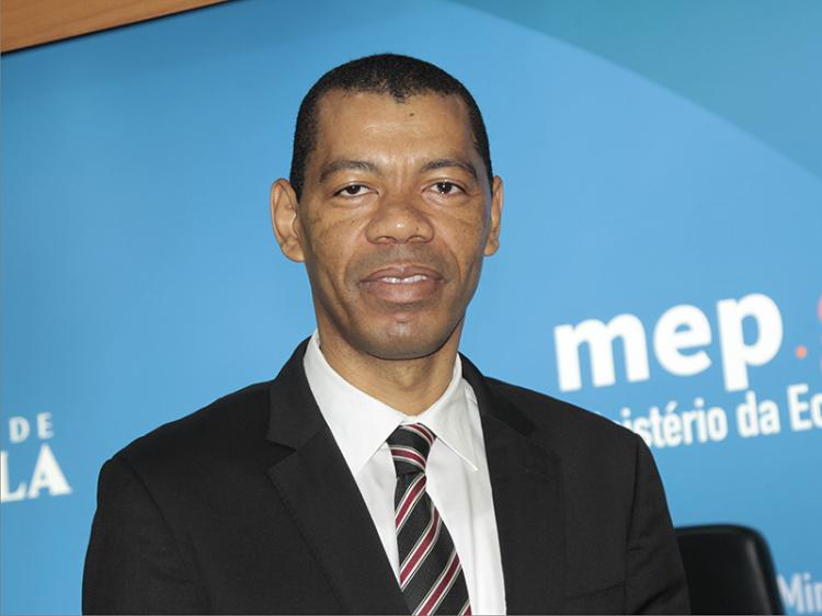 Milton Reis reconhece ‘desvalorização’ das consultoras nacionais 