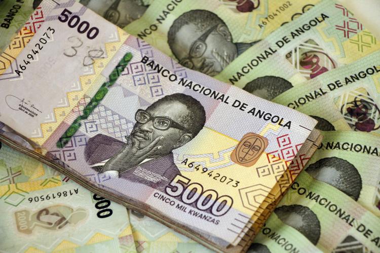 Angola hipotecou folga financeira de 2023 em 2021