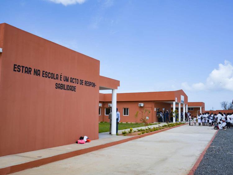 Falhas na construção de escolas do PIIM irritam Ministério da Educação