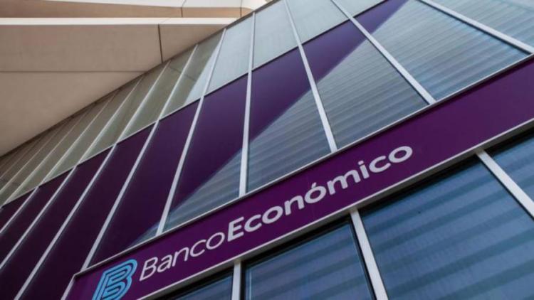 Banco Económico encerra três agências e um centro de empresas 
