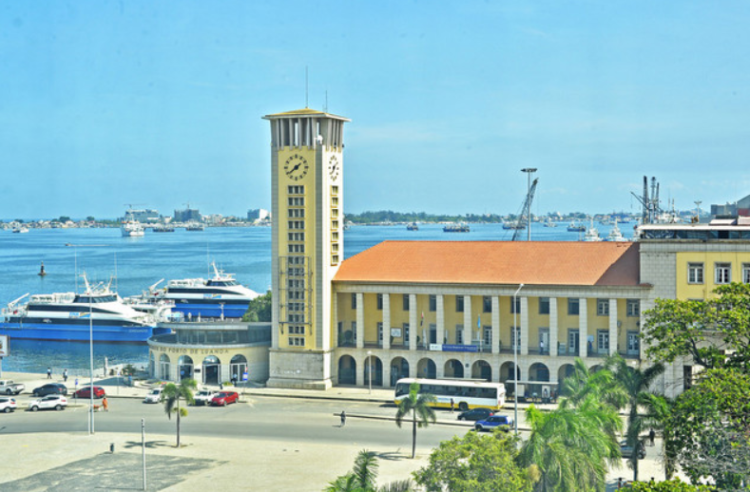 Detido director financeiro do Porto de Luanda por uso indevido de cartões de compras de mais de 20 milhões de kwanzas  
